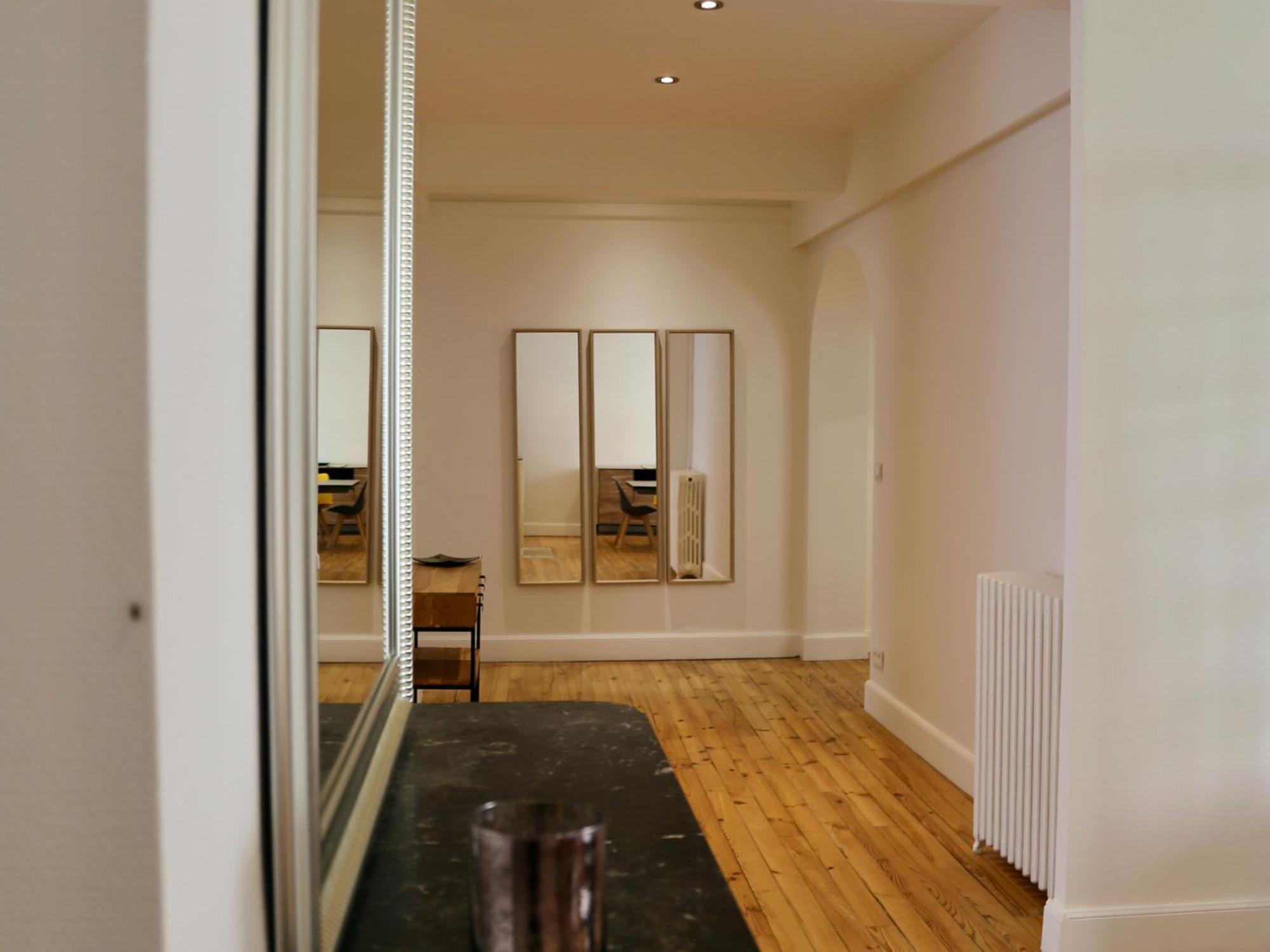 Apartment Spacieux Et Renove Au Coeur De Biarritz, A Deux Pas De La Et Des Commerces - Fr-1-239-802 Biarritz