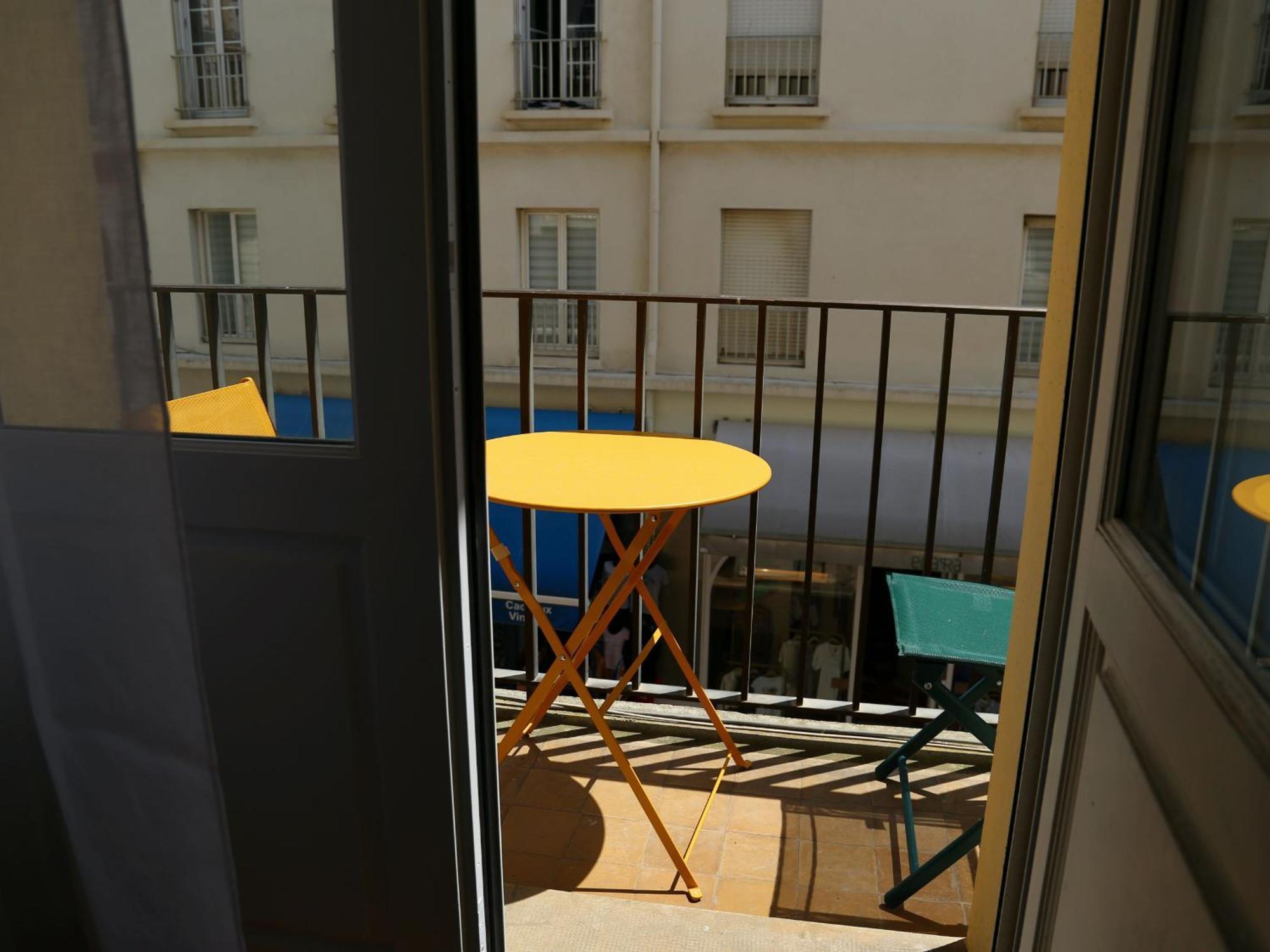 Apartment Spacieux Et Renove Au Coeur De Biarritz, A Deux Pas De La Et Des Commerces - Fr-1-239-802 Biarritz